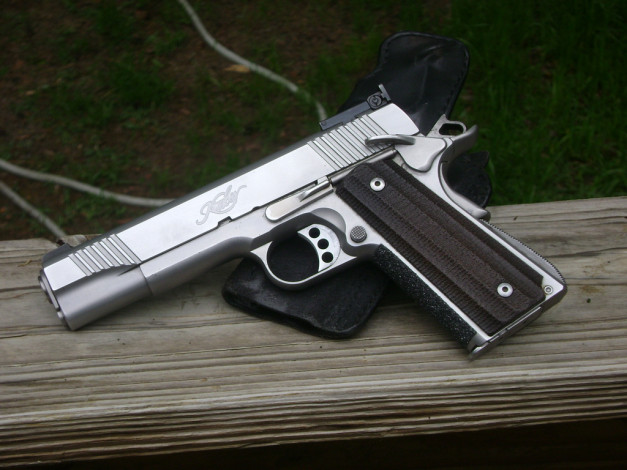 Обои картинки фото оружие, пистолеты