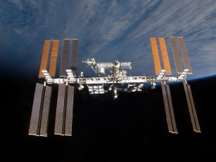 Картинка космос космические корабли станции