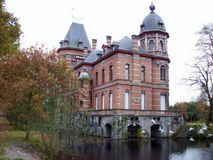 Картинка bouuaert castle belgium города дворцы замки крепости замок вода птицы деревья