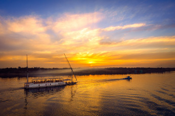 Картинка корабли баркасы+ +буксиры простор