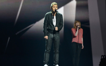 Картинка эстония +отт+лепленд музыка -евровидение певец микрофон сцена подпевка