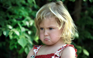 Картинка разное настроения обида