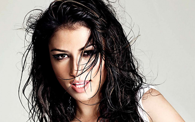 Обои картинки фото девушки, gabriella cilmi, портрет