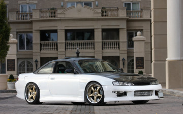 Картинка автомобили nissan datsun