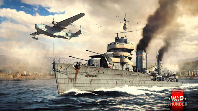 Обои картинки фото видео игры, war thunder, корабль, дым, самолет, море, город, берег