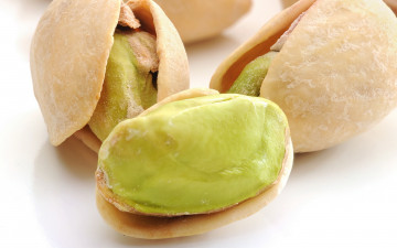 Картинка соленые орешки еда орехи каштаны соль скорлупа ядра