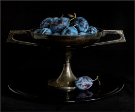 Картинка еда персики +сливы +абрикосы ваза сливы