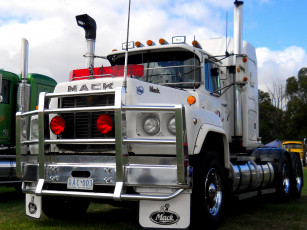 Картинка mack автомобили trucks inc тяжелые грузовики сша