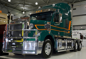 обоя freightliner, автомобили, тяжелые, llc, daimler, trucks, north, america, сша, тягачи
