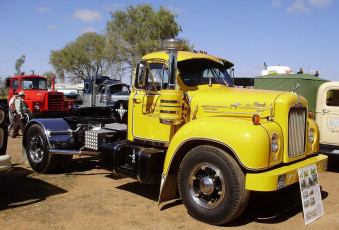 Картинка mack автомобили сша trucks inc тяжелые грузовики