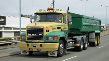 Картинка 2005+mack+cx688+truck автомобили mack тяжелые грузовики сша trucks inc
