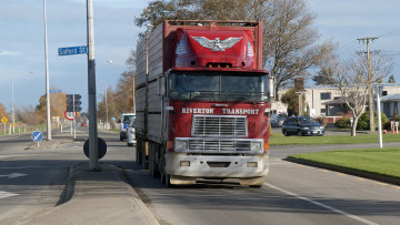 Картинка international+navistar+1999+stock+truck автомобили international navistar грузовые автобусы бронеавтомобили сша