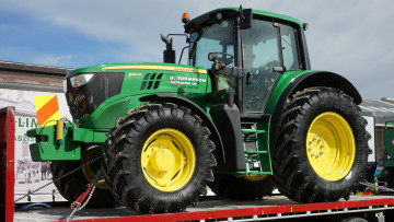 Картинка john+deere+6150+m техника тракторы трактор колесный тяжелый