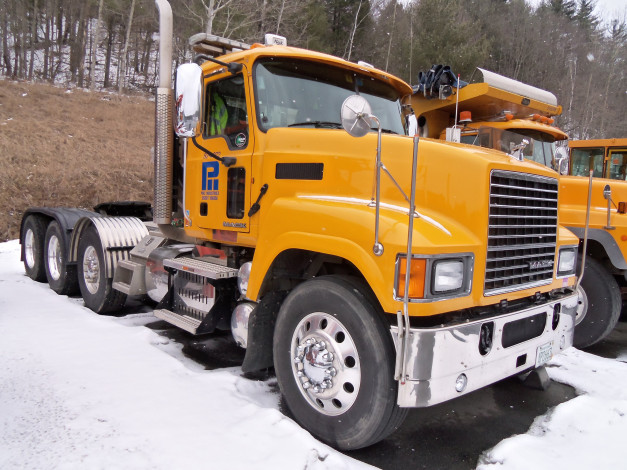 Обои картинки фото mack, автомобили, trucks, inc, тяжелые, грузовики, сша