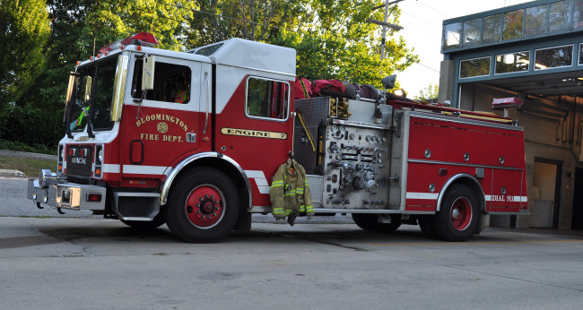 Обои картинки фото mack, автомобили, пожарные машины, тяжелые, грузовики, trucks, inc, сша