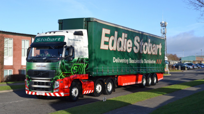 Обои картинки фото volvo, автомобили, volvo trucks, швеция, грузовые, легковые, aktiebolaget