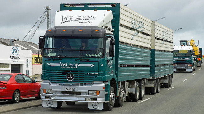 Обои картинки фото mercedes-benz actros truck, автомобили, mercedes trucks, двигатели, автобусы, грузовики, легковые, подразделение, daimler, ag, германия, mercedes-benz