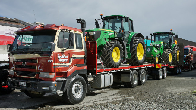 Обои картинки фото nissan diesel cw385s, автомобили, грузовики, Япония, коммерческие, легковые, nissan, motor, co, ltd