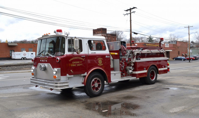 Обои картинки фото mack, автомобили, пожарные машины, trucks, inc, тяжелые, грузовики, сша