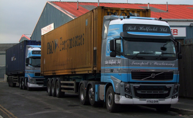 Обои картинки фото volvo, автомобили, volvo trucks, швеция, aktiebolaget, легковые, грузовые