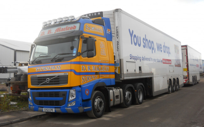 Обои картинки фото volvo, автомобили, volvo trucks, легковые, aktiebolaget, швеция, грузовые