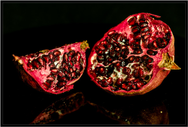 Обои картинки фото еда, гранат, плод, зерна