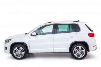 обоя автомобили, volkswagen, tiguan, r-line, au-spec, 2014г, светлый