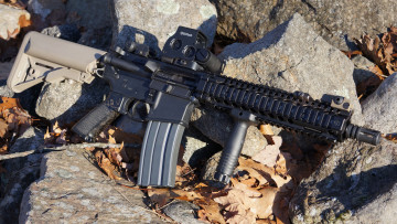 Картинка оружие автоматы камни автомат mk18 листья осень
