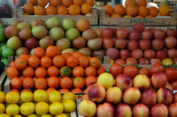 Картинка еда фрукты +ягоды прилавок