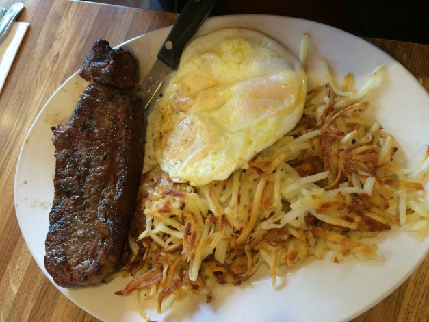 Обои картинки фото еда, мясные блюда, макароны, хлеб, мясо