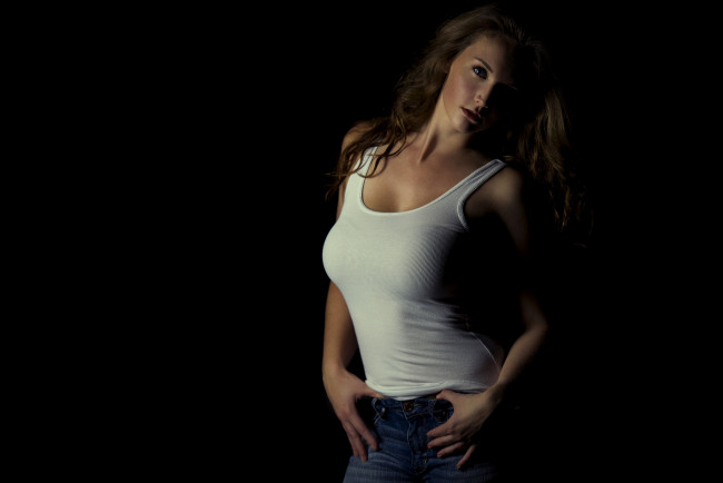 Обои картинки фото девушки, -unsort , брюнетки,  шатенки, лицо, взгляд