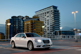 Картинка 2012 chrysler 300c автомобили