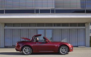 Картинка автомобили mazda