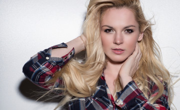 Картинка katie+deluca девушки katie deluca волосы рубашка