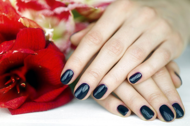 Обои картинки фото разное, руки, маникюр