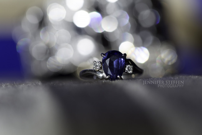 Обои картинки фото разное, украшения,  аксессуары,  веера, роскошь, блеск, синий, камень, кольцо