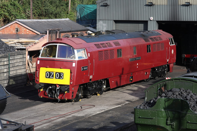 Обои картинки фото техника, локомотивы, депо, локомотив