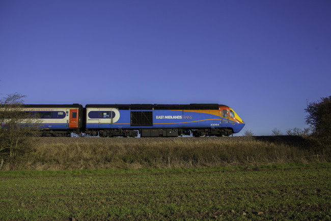 Обои картинки фото техника, поезда, рельсы, локомотив