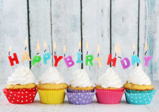 Картинка праздничные день+рождения кексы свечи пожелание