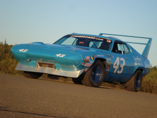 Картинка автомобили plymouth