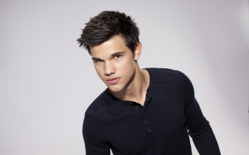 Картинка мужчины taylor+lautner взгляд