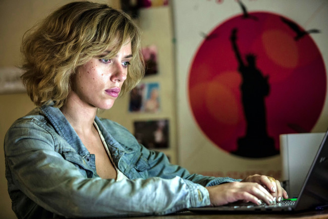 Обои картинки фото кино фильмы, lucy, scarlett, johansson