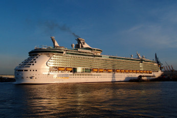 Картинка корабли лайнеры круиз лайнер