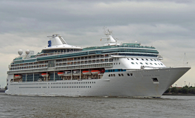 Обои картинки фото корабли, лайнеры, лайнер, круиз