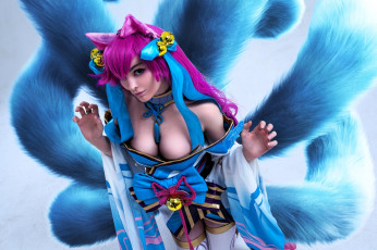 Картинка девушки -+креатив +косплей костюм образ хвосты