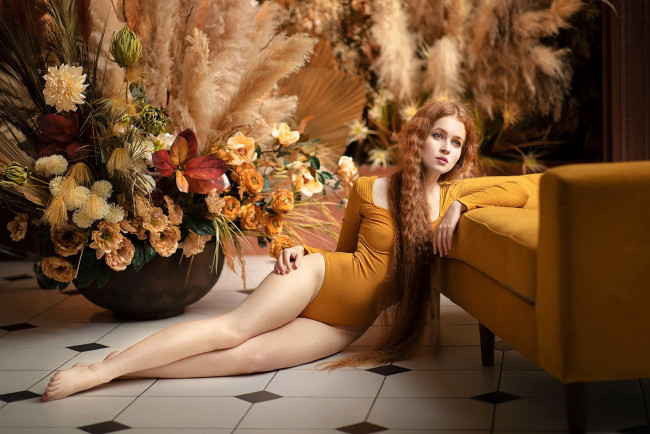 Обои картинки фото девушки, - рыжеволосые и разноцветные, поза, боди, длинные, волосы