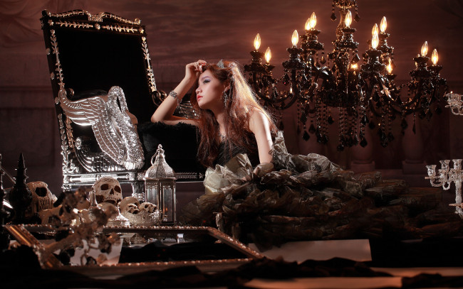 Обои картинки фото девушки, -unsort , азиатки, украшения, задумчивость, роскошь, девушка, богатство