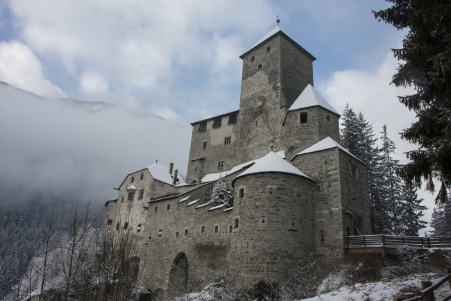 Обои картинки фото города, - дворцы,  замки,  крепости, цитадель, горы