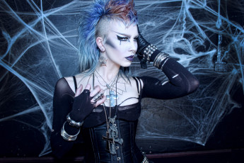 Картинка девушки -unsort+ рыжеволосые+и+другие ирокез тату фон девушка