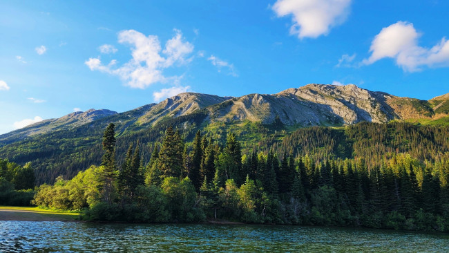 Обои картинки фото azouetta lake, murray range, british columbia, природа, реки, озера, azouetta, lake, murray, range, british, columbia